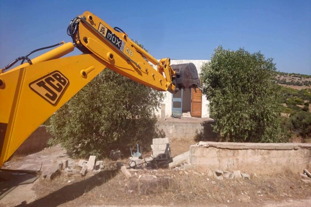 Η έναρξη κατεδαφίσεων αυθαιρέτων στην Ελλάδα με χρηματοδότηση δύο εκατομμυρίων ευρώ